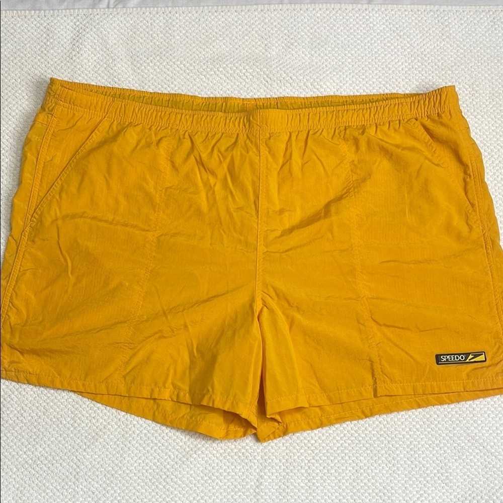 Speedo Shorts Mens X-Large Yellow Lined Surf Swim Outdoors Logo Casual Stretch